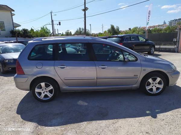 Peugeot 307 SW 2.0 HDi Navtech - 9