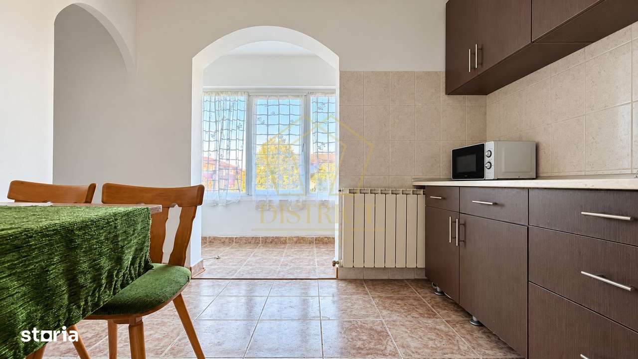 Apartament 2 camere de vanzare, decomandat,  zona Lipovei-3