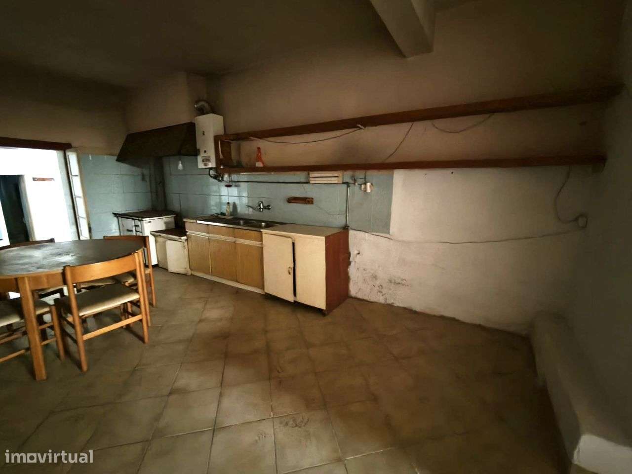 Moradia duplex em Valado dos Frades – excelente para investimento-31