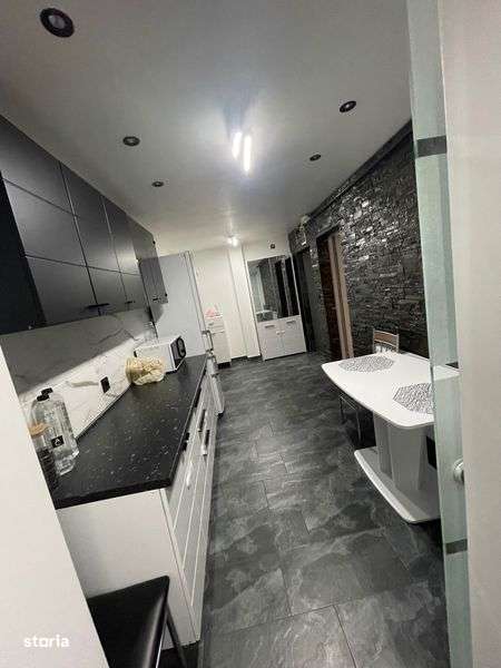 Apartament de vanzare in Rovinari / Gorj - Imagine principală: 5/8