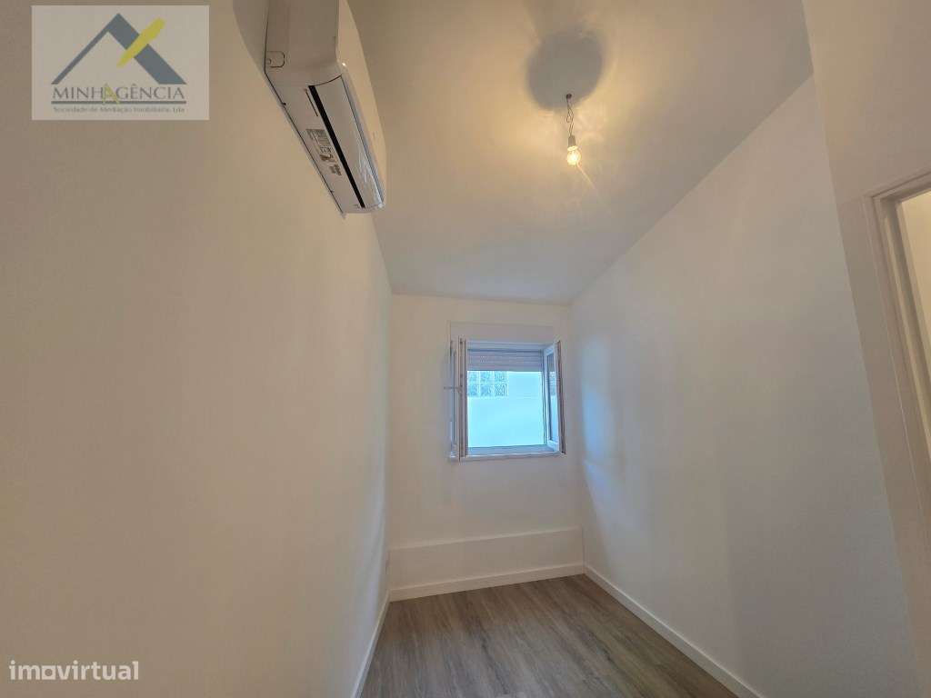 Moradia T2 totalmente recuperada em Setúbal-20