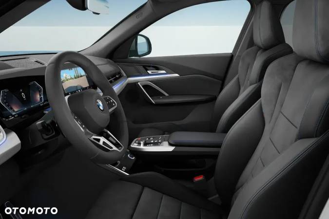 BMW X2 - 10
