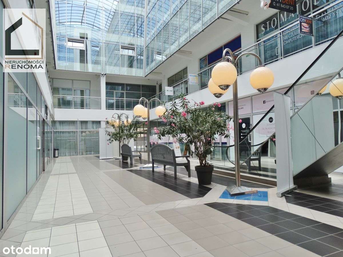 Gotowy lokal usługowy z miejscem postojowym-4