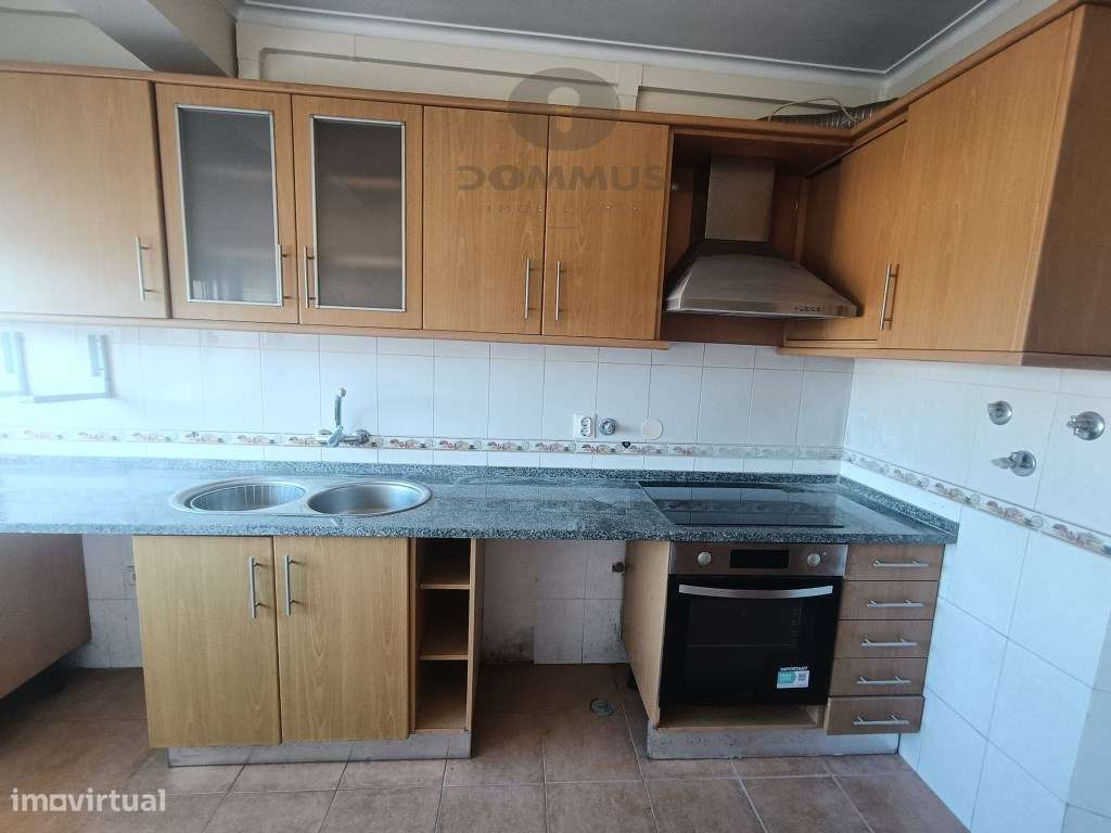 Apartamento T2 com Varanda | Queluz - Pendão - Grande imagem: 4/28