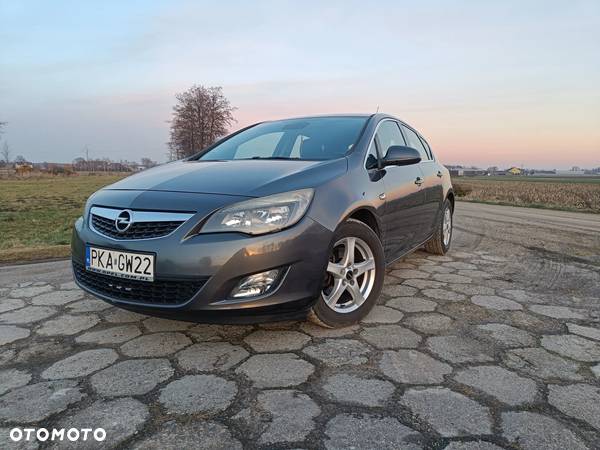 Opel Astra IV 1.7 CDTI Cosmo - 5