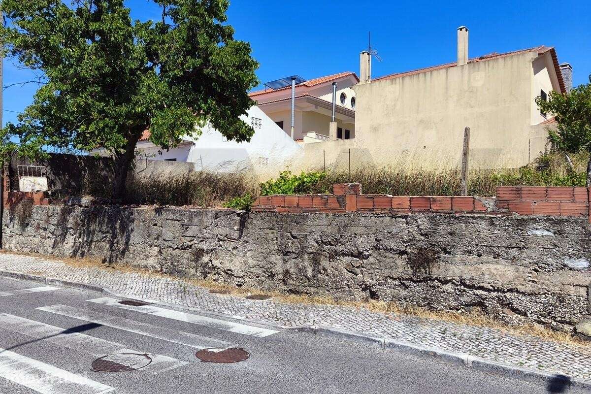 Terreno Urbano para Construção de Moradia em Casal do Bispo - Famões, - Grande imagem: 4/19