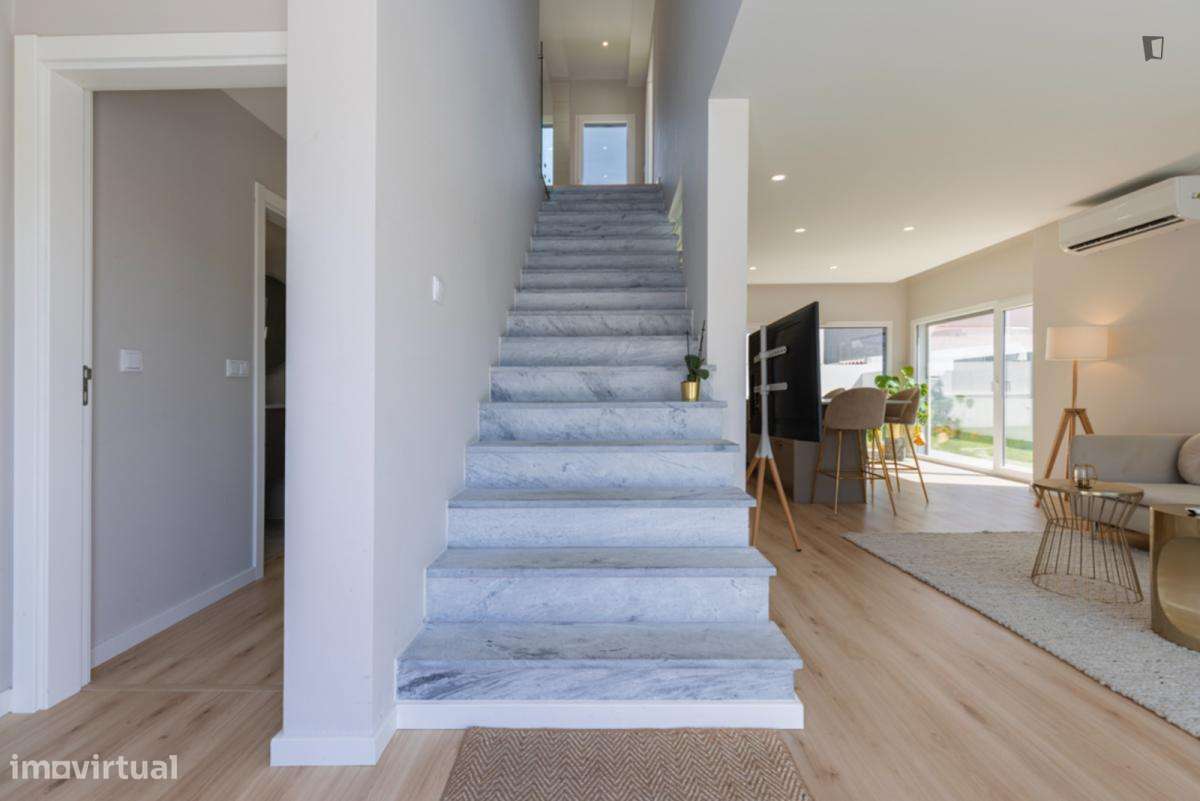 Casa com 3 quartos - localizado em Charneca da Caparica Lisbon - Grande imagem: 5/10