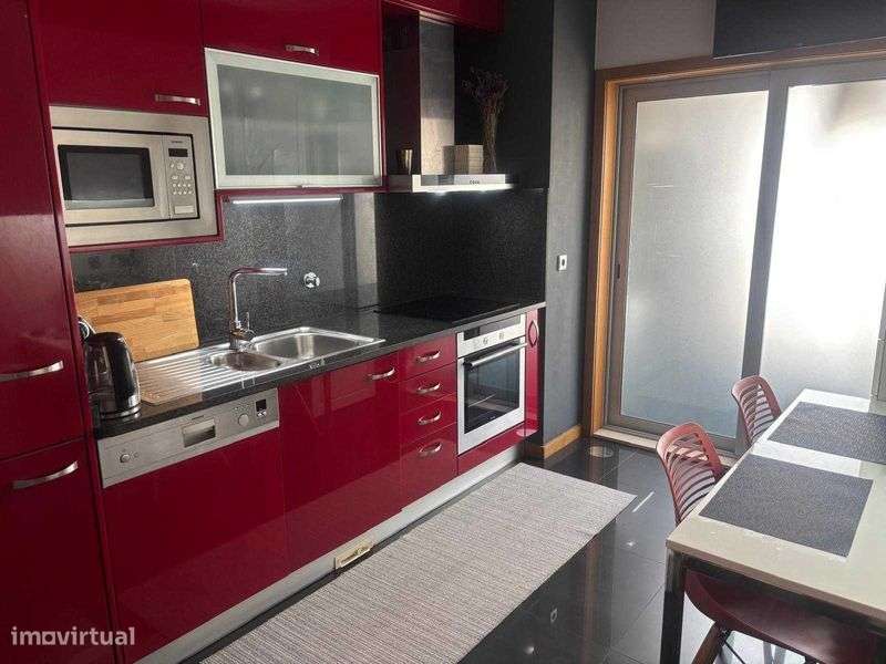 ->Apt. T2 | Rio Tinto | Varandas | Suite | Elevador | AC | Placa Solar - Grande imagem: 5/12