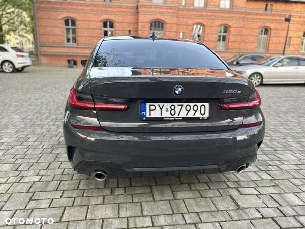 BMW Seria 3 330e M Sport - 6