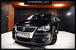 Volkswagen Touran 1.9 TDI DPF Cross DSG - 1