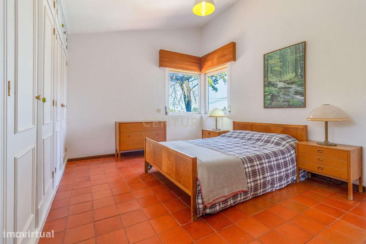 Moradia T5 com Jardim e Piscina | Albarraque – a 5 minutos da Beloura-19