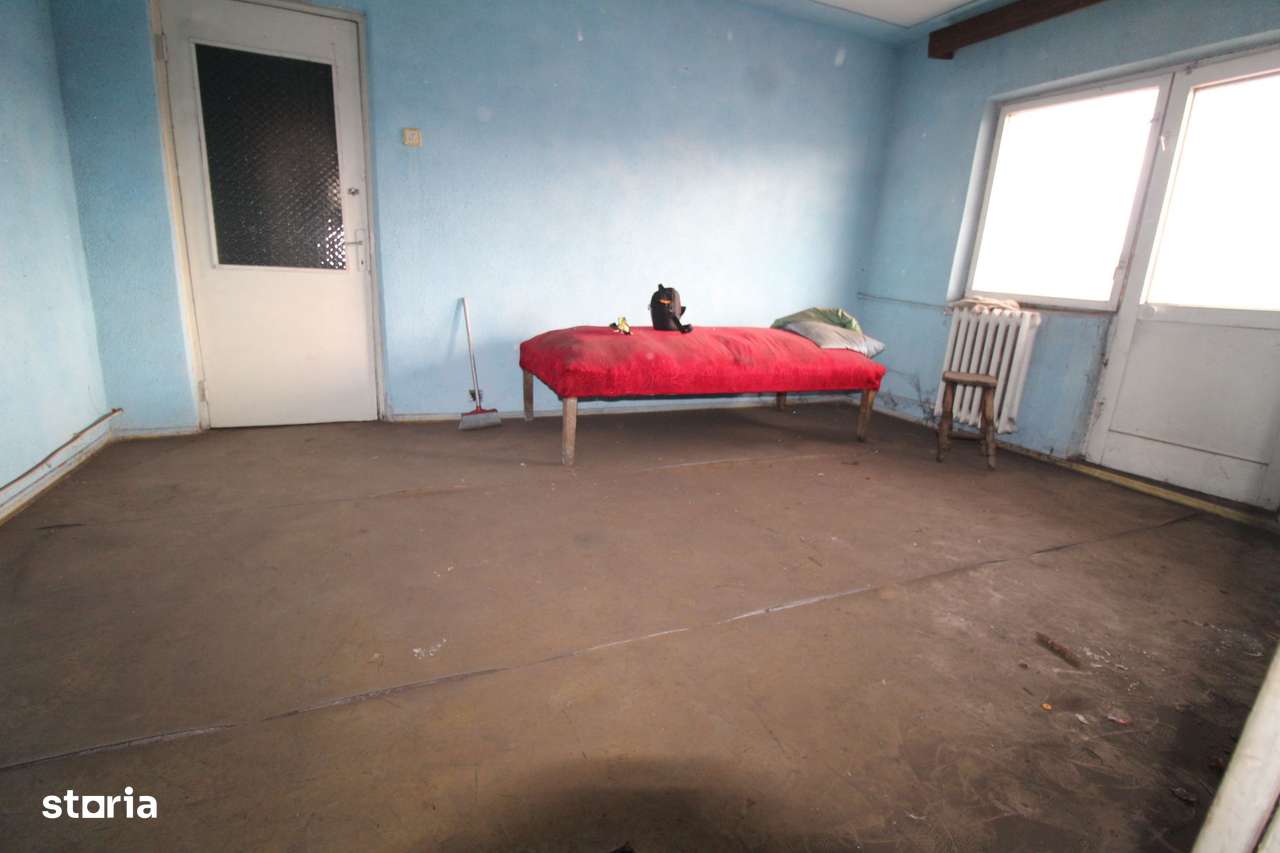 Apartament 2 camere, 48 mp, etaj 3,  ultracentral,   Rovinari - Imagine principală: 1/7