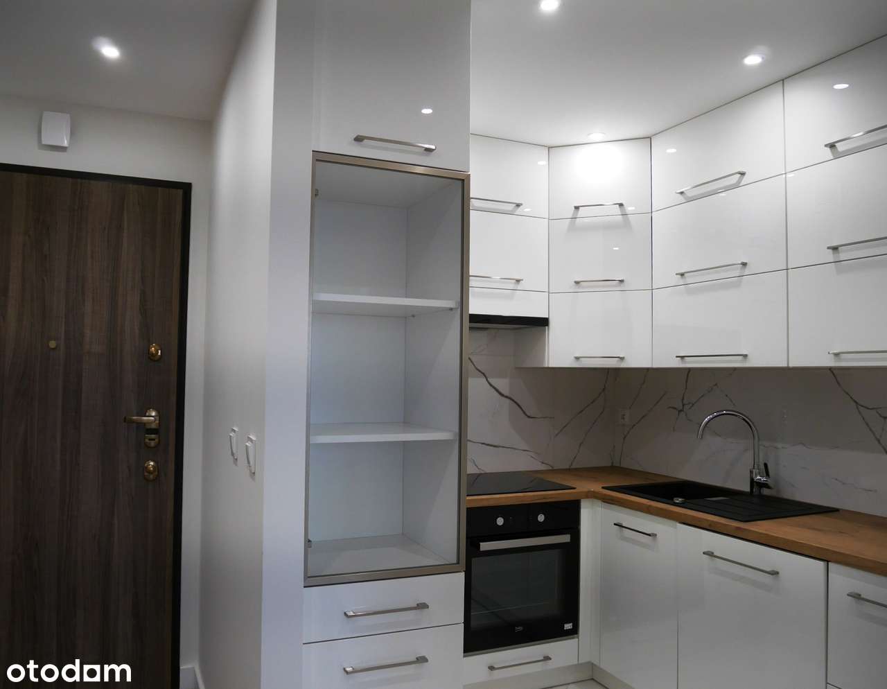 2 osobne pokoje w ścisłym Centrum Skyres od zaraz - Pełny obrazek: 2/14