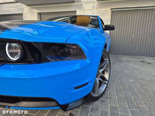 Ford Mustang - 6