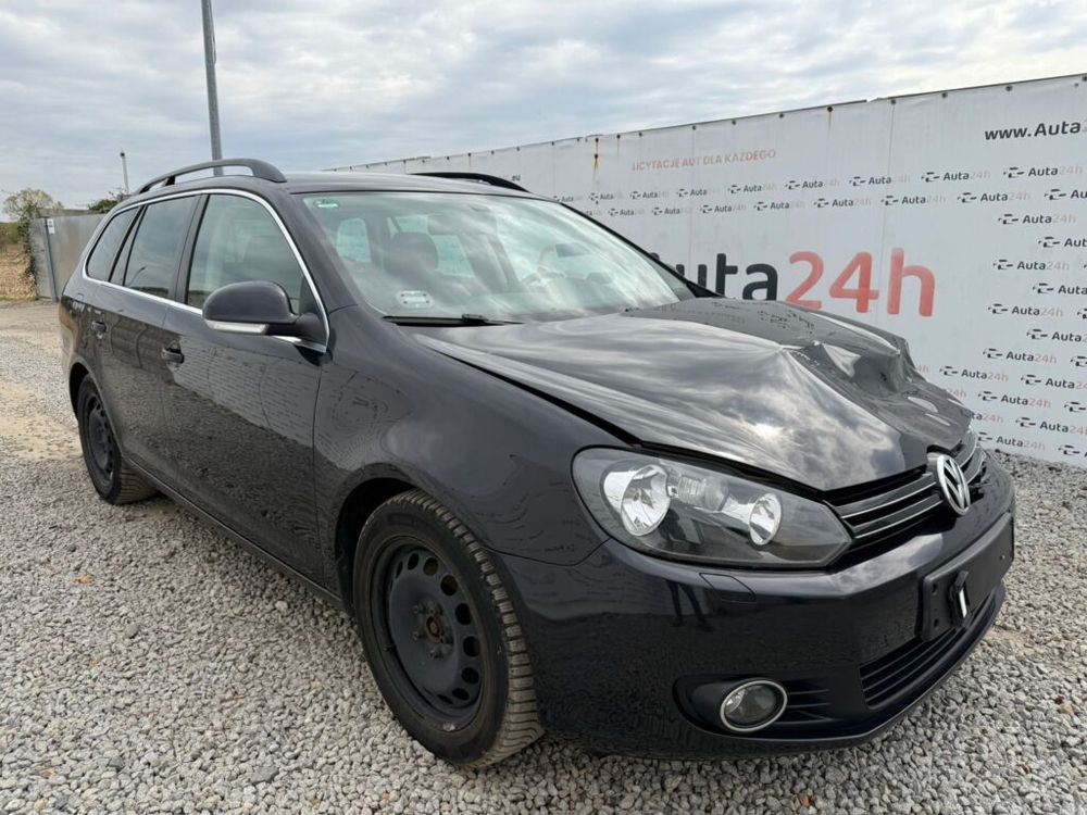 Volkswagen Golf VI 1.6 TDI DPF BlueMotion Technology Comfortline 2010