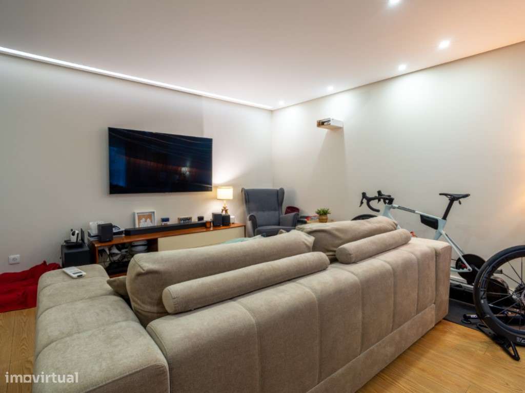 T2 com Suíte, Garagem e 2 Terraços no Empreendimento SolVillas na P...-8