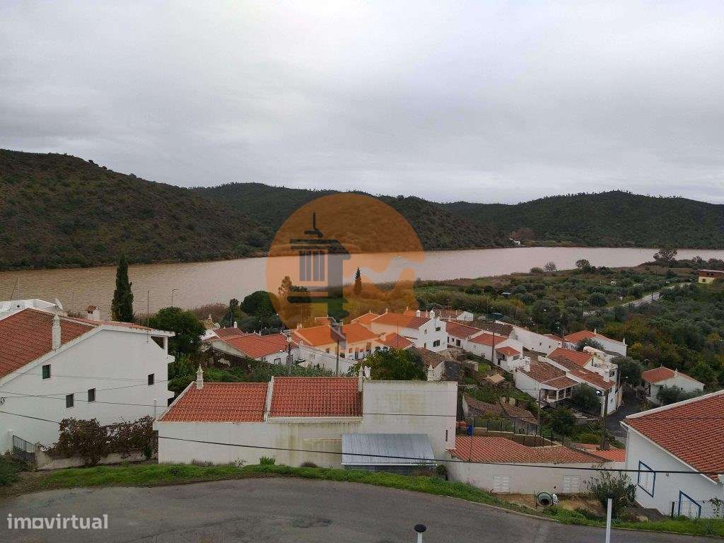 Empreendimento Turístico com 22 quartos situado na margem do rio Gu... - Grande imagem: 4/19
