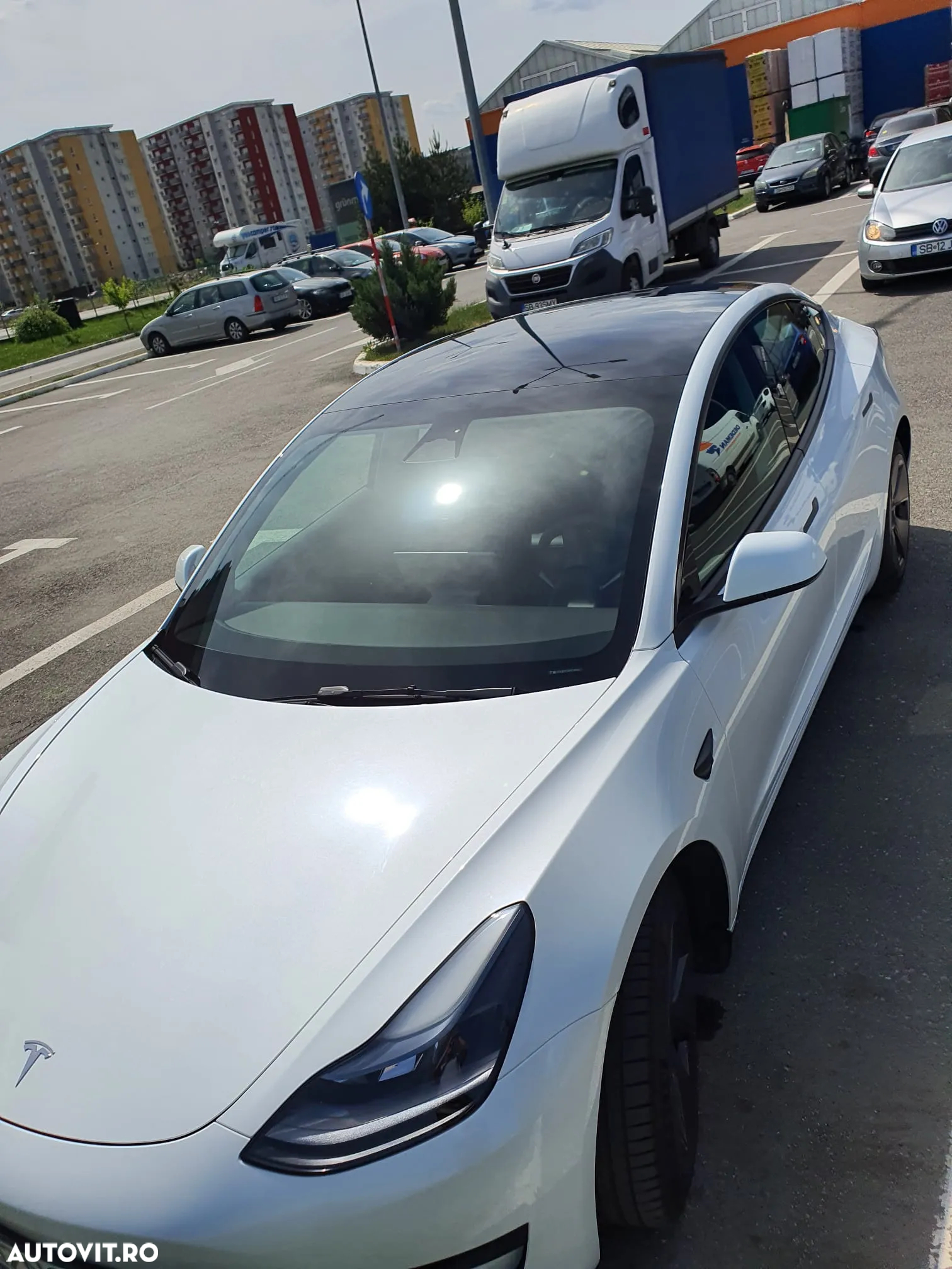 Tesla Model 3 - 7