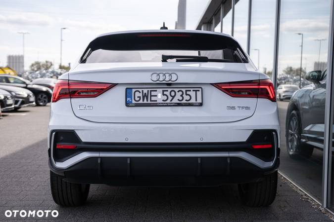 Audi Q3 Sportback - 5