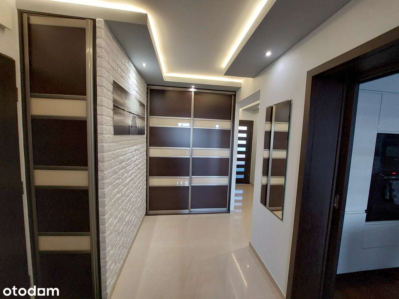 Nowoczesne 3-pokojowe mieszkanie, klimatyzacja, garaż, 10min metro M2 - Pełny obrazek: 5/13