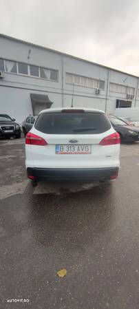 Ford Focus - 5