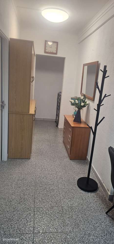 T2 Mobilado a 100m da Praia Monte-Gordo - Grande imagem: 4/11