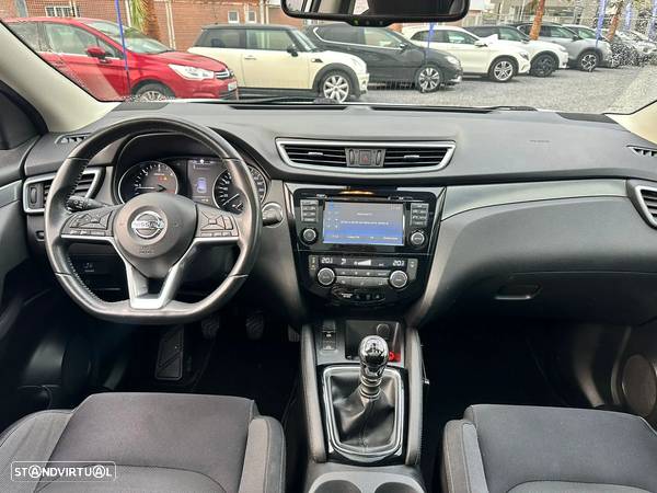 Nissan Qashqai 1.5 dCi N-Connecta J18+Led - 20