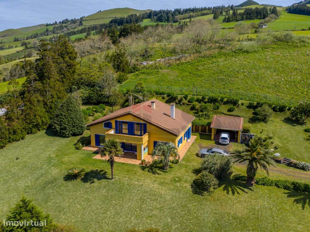 Refúgio Exclusivo com Vista Panorâmica Sobre o Atlântico - Costa Su...-52