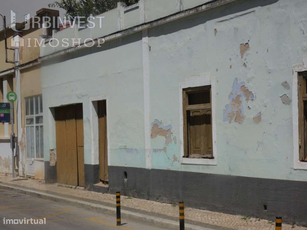 Moradia Térrea com comercio, para reconstruir, ou para construir pr... - Grande imagem: 4/14