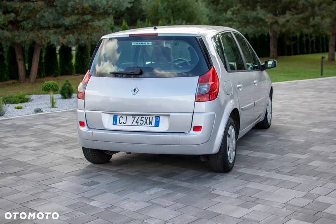 Renault Scenic - 22