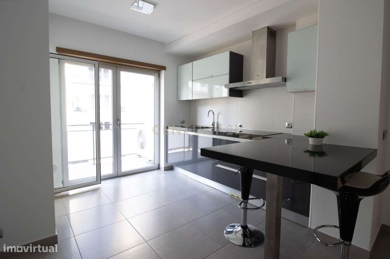 Apartamento  T3 para Arrendar - Aldeamento Santa Clara - Leiria