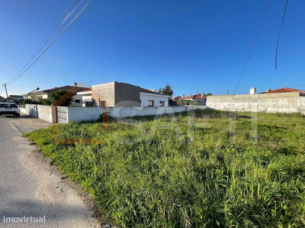 Terreno urbano em Charneca de Alcorochel, Torres Novas - Grande imagem: 4/8