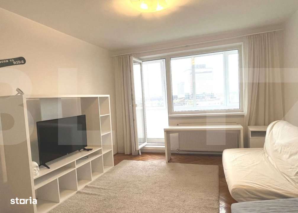 Apartament de vanzare, cu 3 camere de vanzare, zona ultracentrala - Imagine principală: 4/12