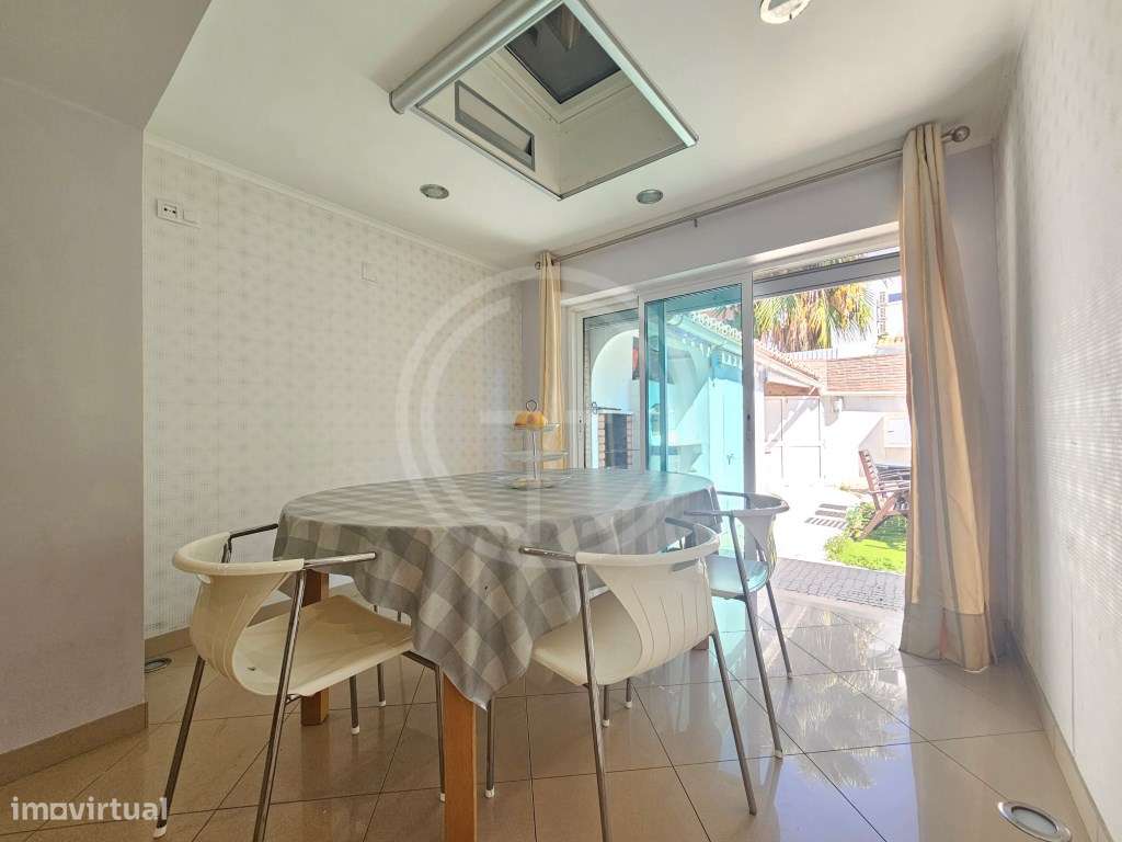 Moradia T3 com piscina e jardim comuns na Marina de Vilamoura-7