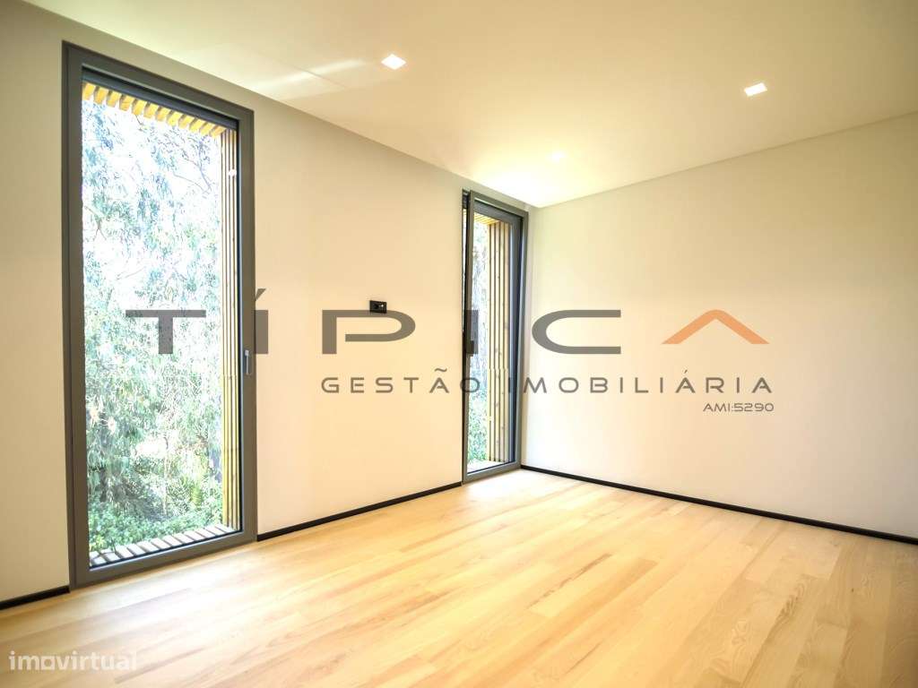 Moradia LUXO Condomínio Privado-16