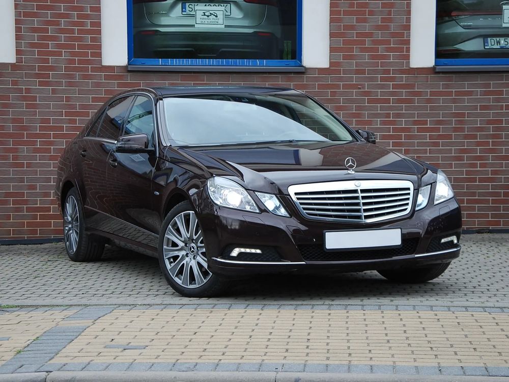 Mercedes-Benz E W212/W207 (2009-2016) ver-200-cgi-blueefficiency-elegance 2010