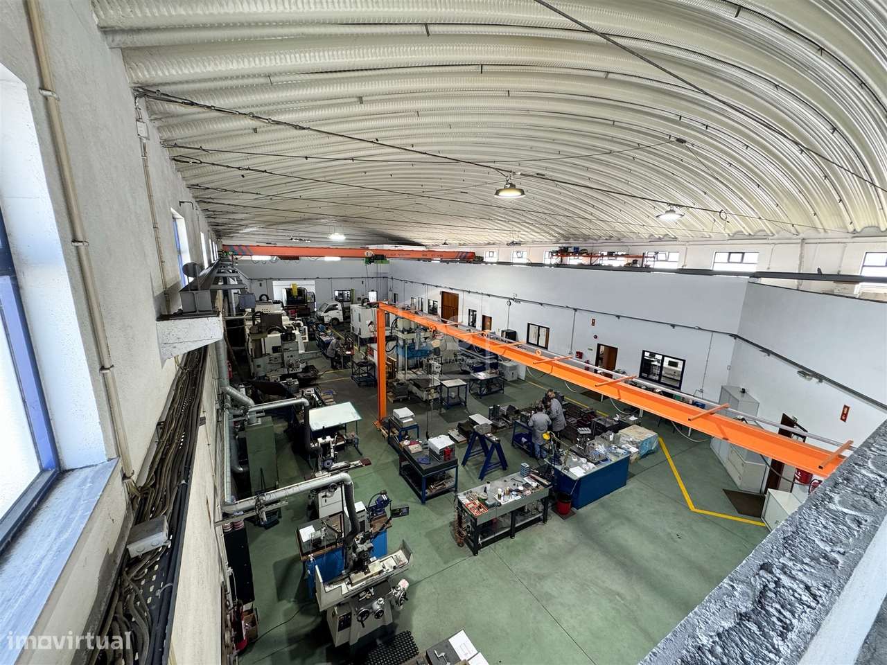 Armazém Industrial localizado em Batalha - Leiria - Grande imagem: 4/29