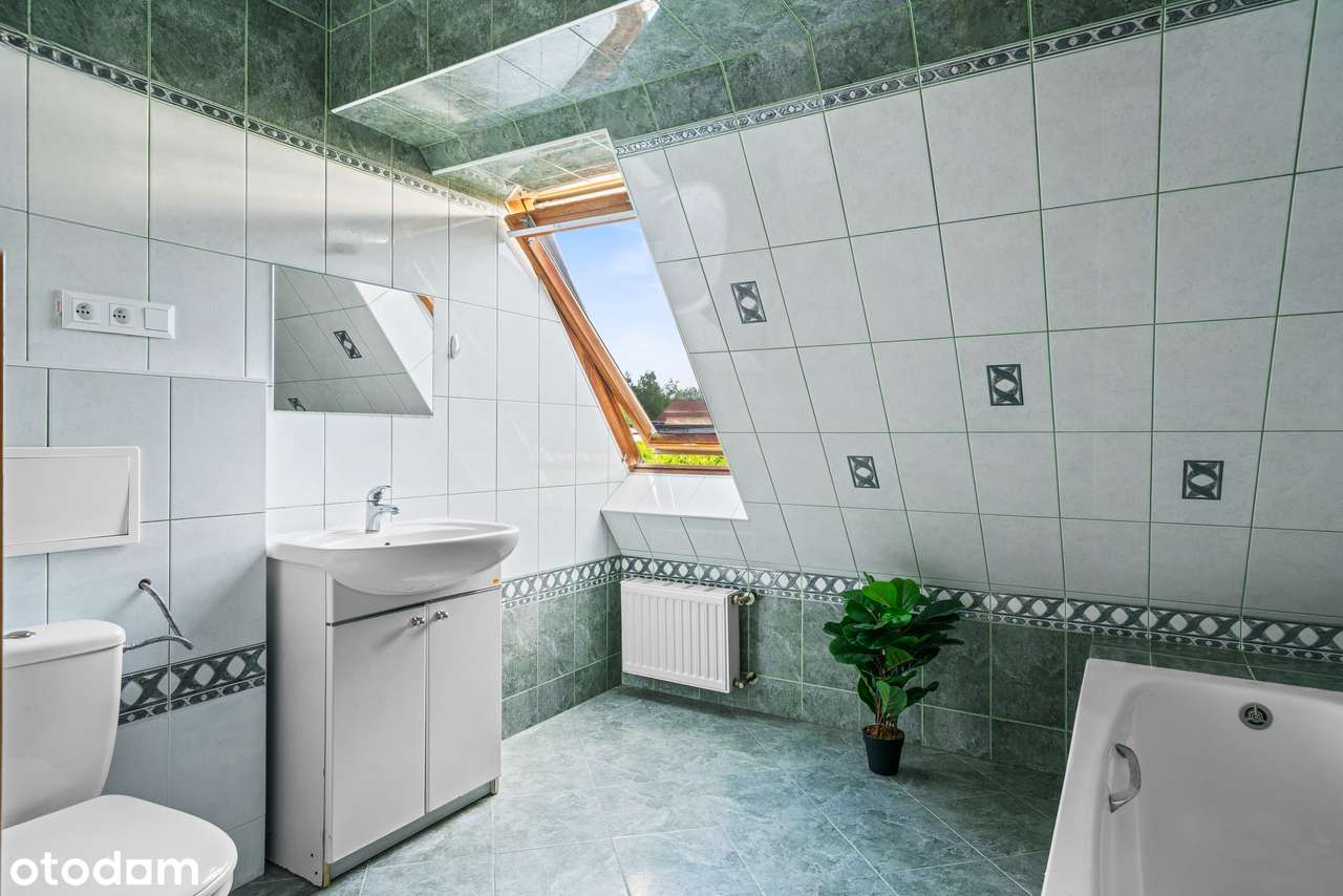 Przestronny dom wolnostojący 240m2, idealny  dla rodziny lub usługi-7