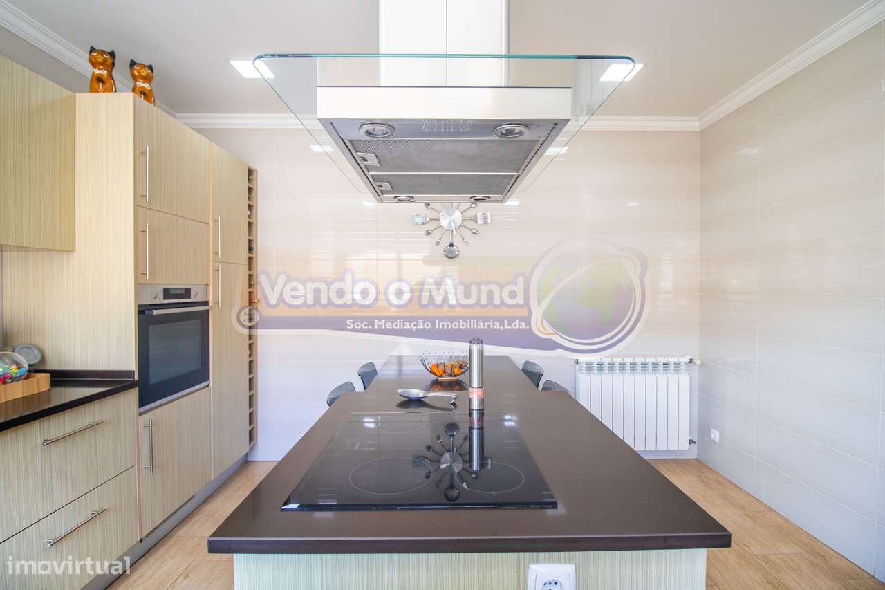 Moradia T4 em Salvaterra de Magos (S564) - Grande imagem: 4/43