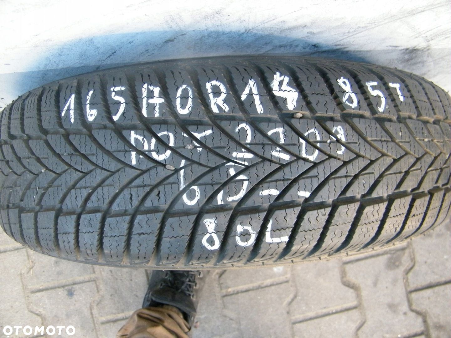 80L 1XZ 165/70R14 85T MAXXIS PRESA SNOW - 1