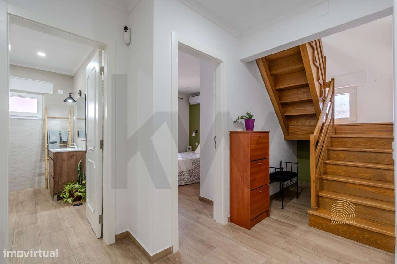 Moradia T4 remodelada com jardim, terraço e garagem | Vendas Novas-24
