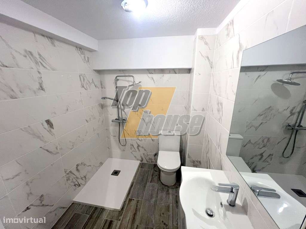 Apartamento T3 Duplex na Costa de Caparica - Poucos Minutos da Praia-12