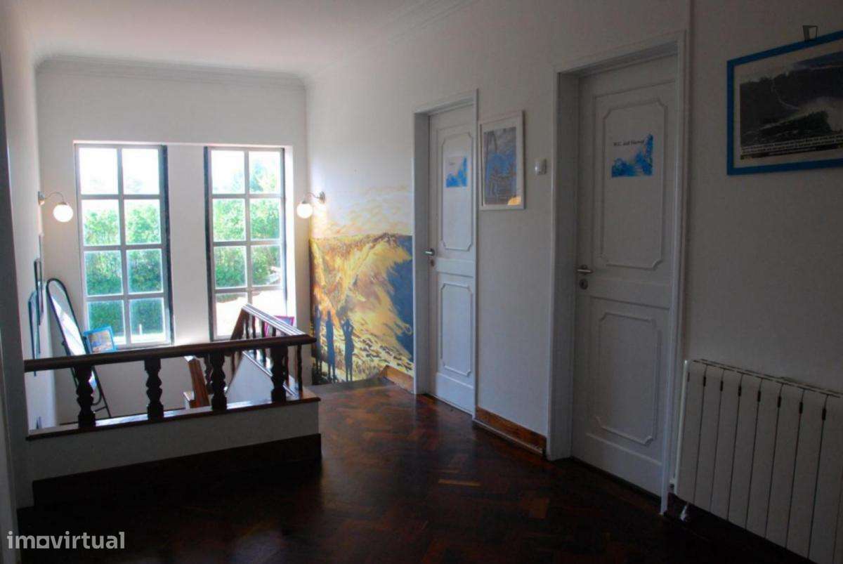 Quarto - localizado em Carcavelos Lisbon - Grande imagem: 4/6