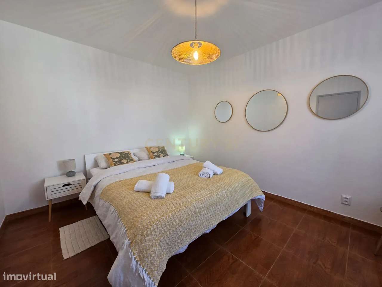 Moradia T5 Totalmente Equipada e Renovada com Vista Deslumbrante – Lom-7