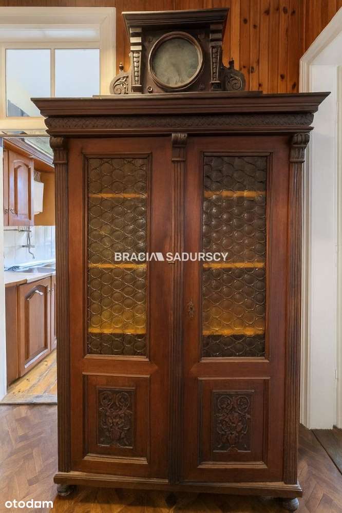 Klimatyczne mieszkanie 80m2 przy Wawelu-6