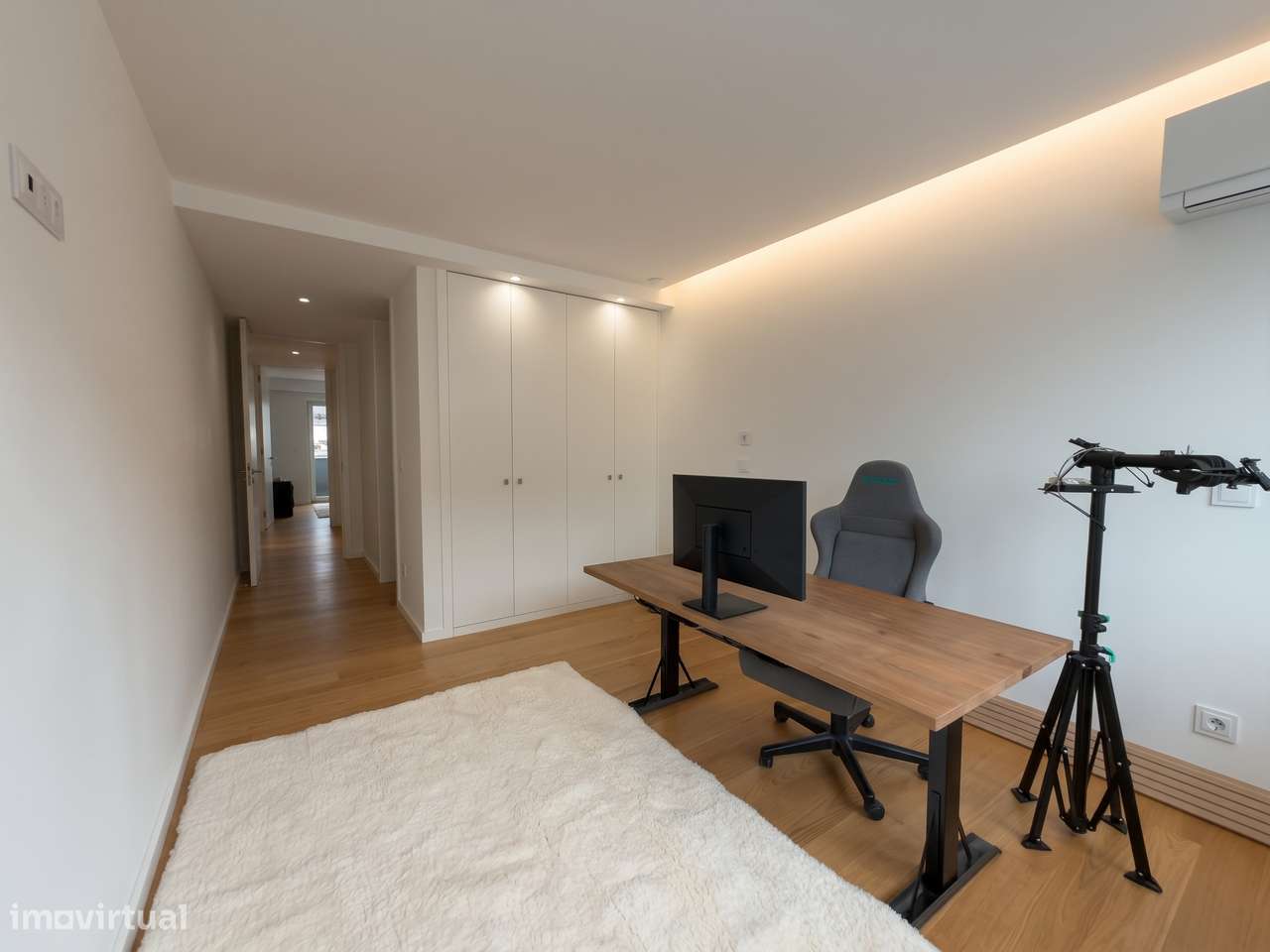 Apartamento T2 COMO NOVO Madalena Varanda 17m2 Lugar de garagem Duplo-17
