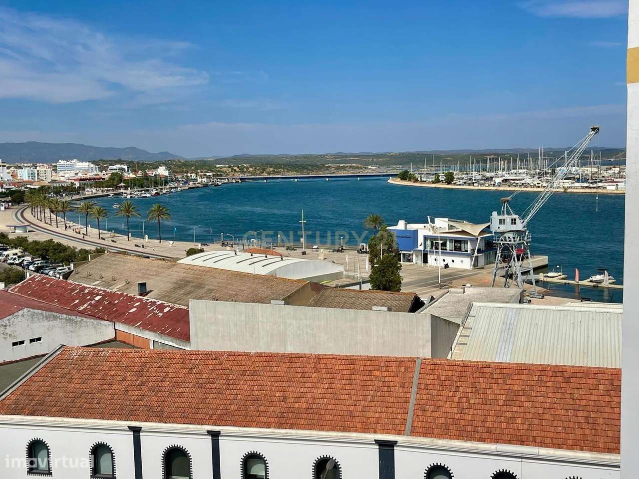 Apartamento T2 com Vista Rio Arade - Despensa - Marina de Portimão - P-2