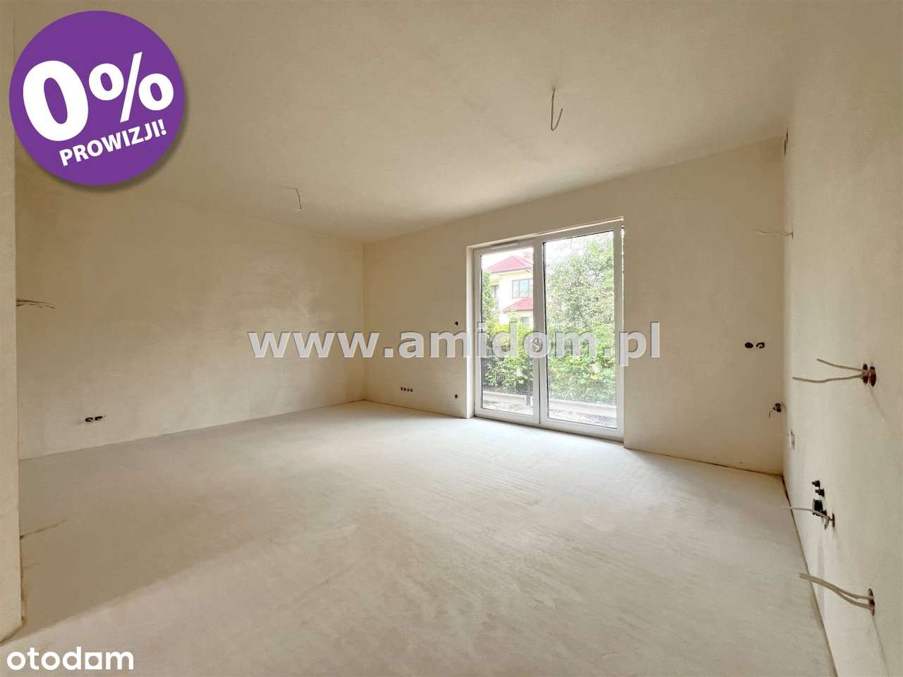 Idealna lokalizacja - tylko 600 m do stacji PKP-6