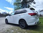 Mitsubishi Outlander - 12