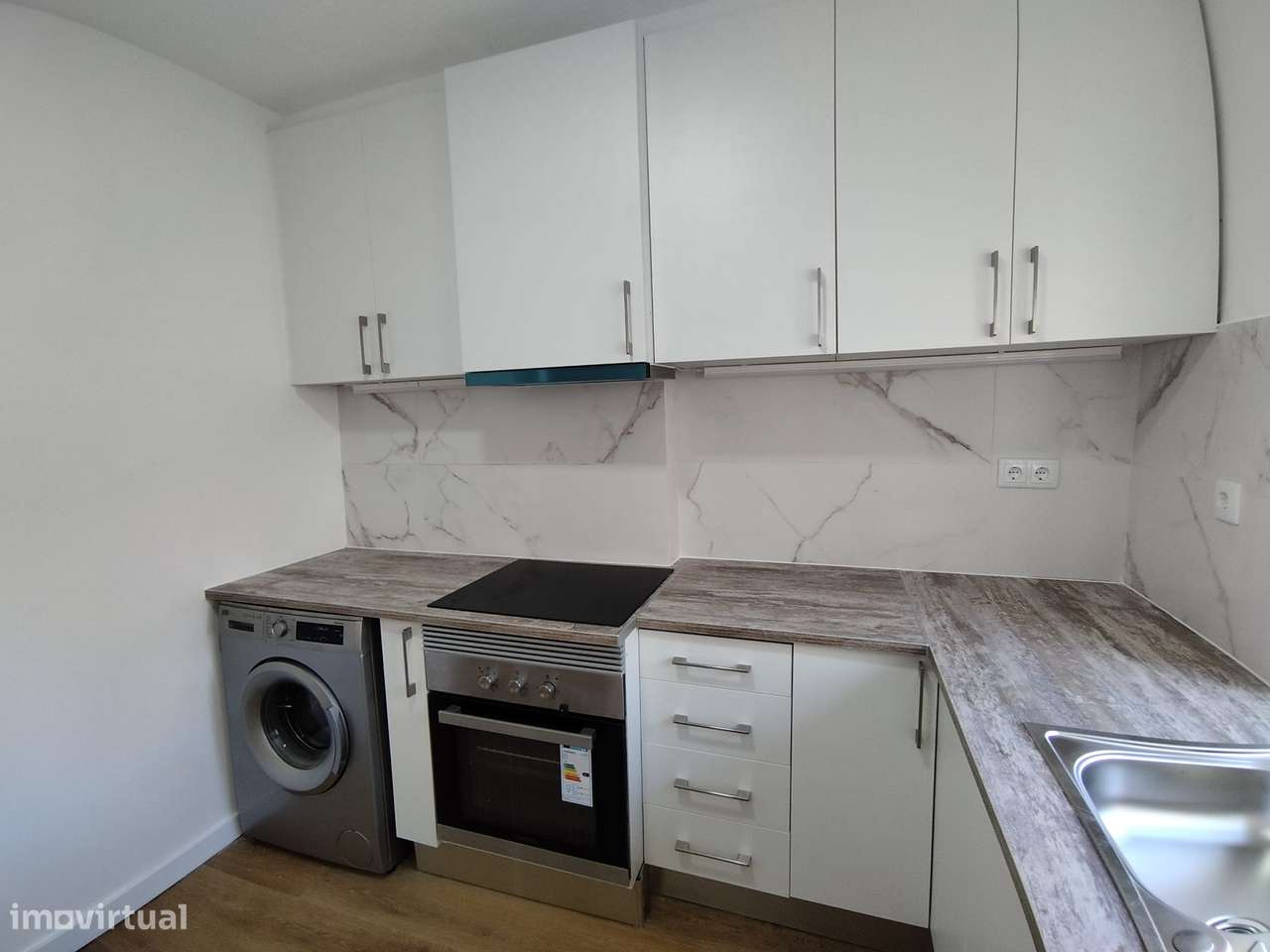 T1 2º andar todo remodelado Bx. da Banheira-5